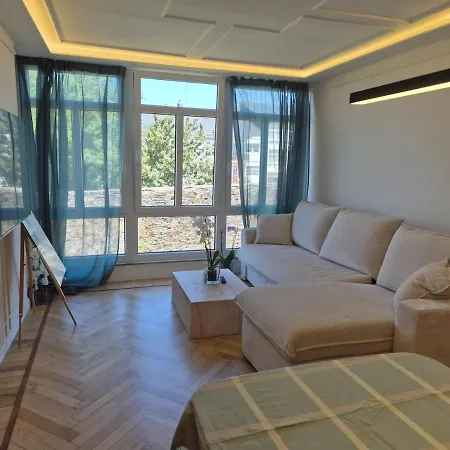 Siente Muralla Ii Apartment